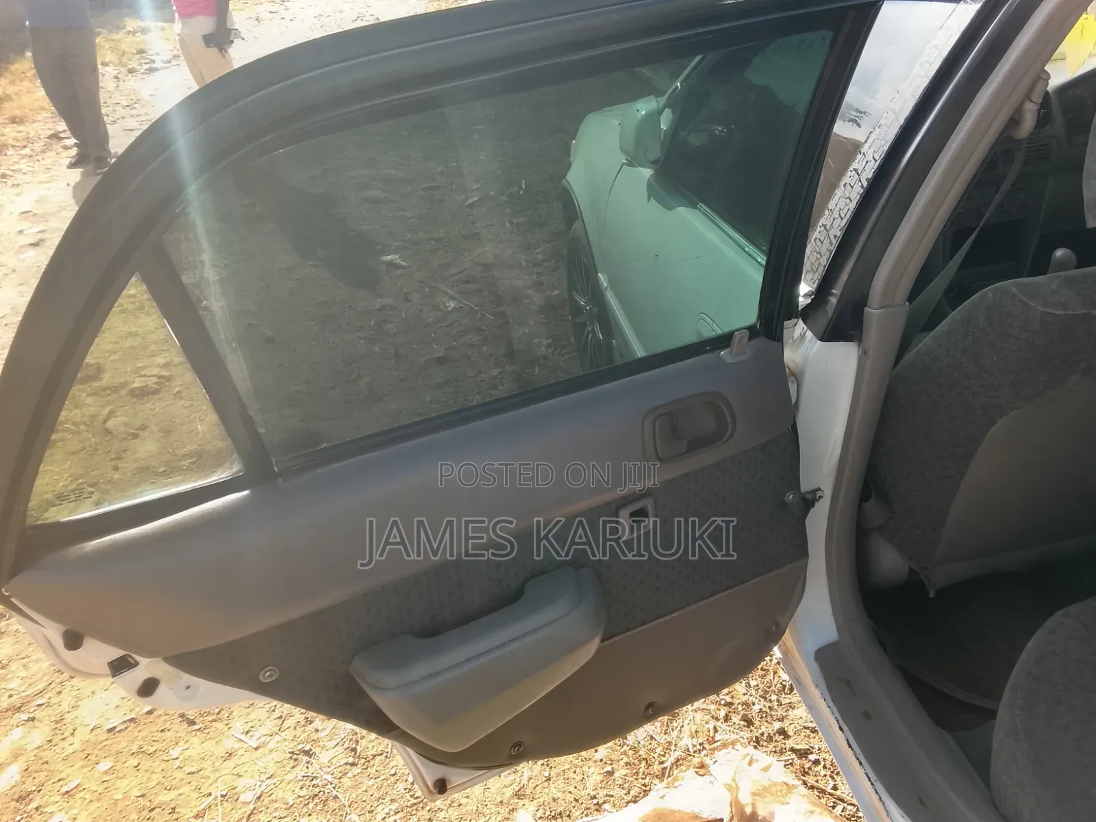Toyota Corolla 1998 White
