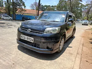 Toyota Corolla Rumion Hatchback 1.5 FWD 2011 Black