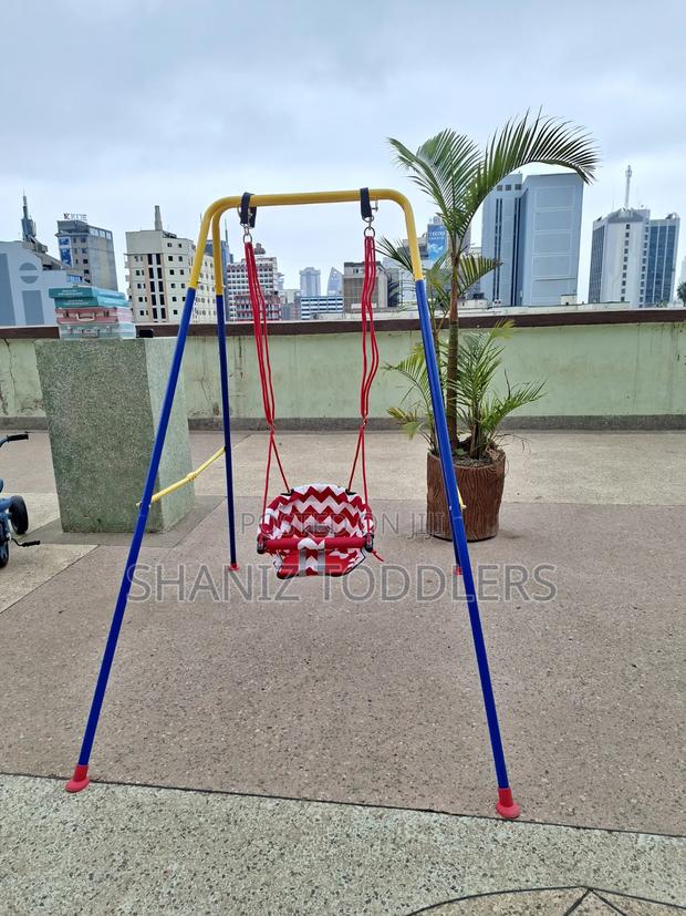 Baby Swing – Safe, Comfortable Durable - main view