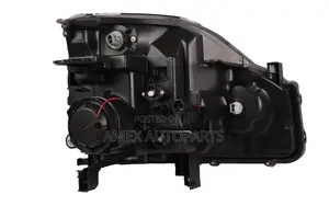 Head Lamp Nissan Xtrail T31 2007 - 2010 Xenon RHS