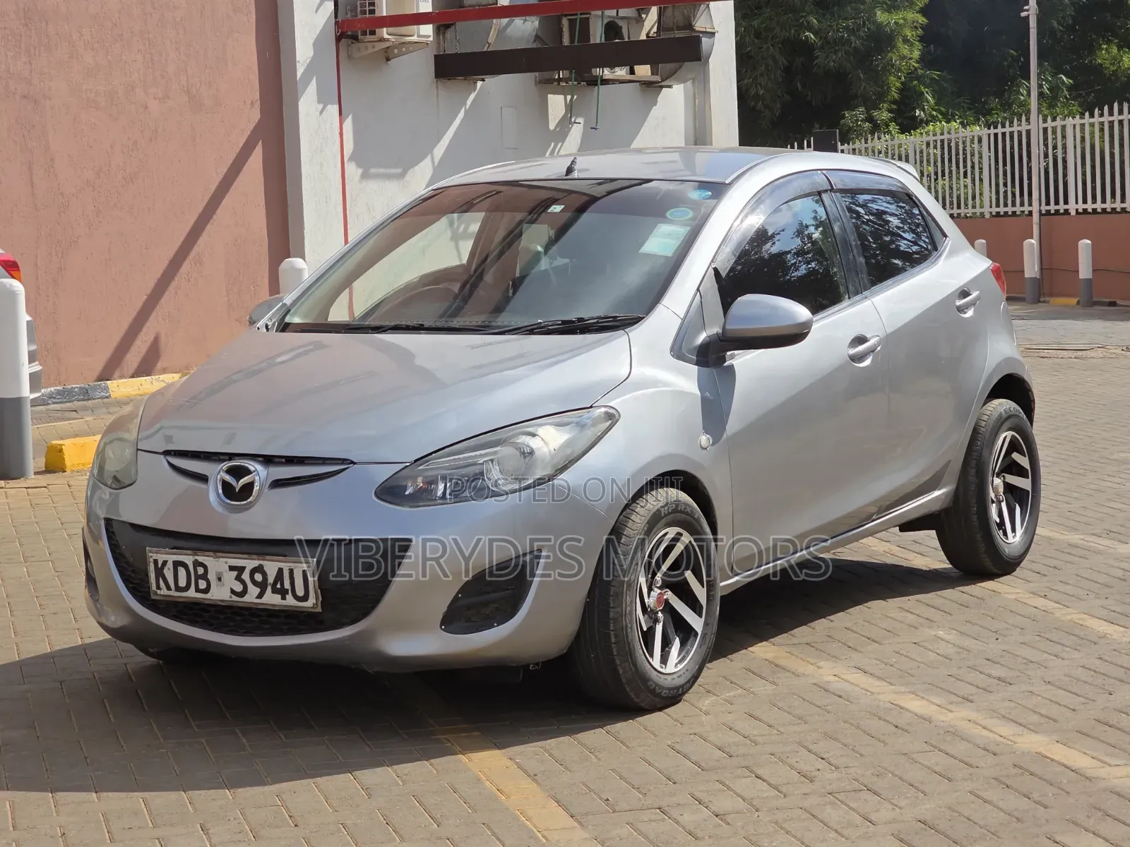 Mazda Demio 2013 Gray