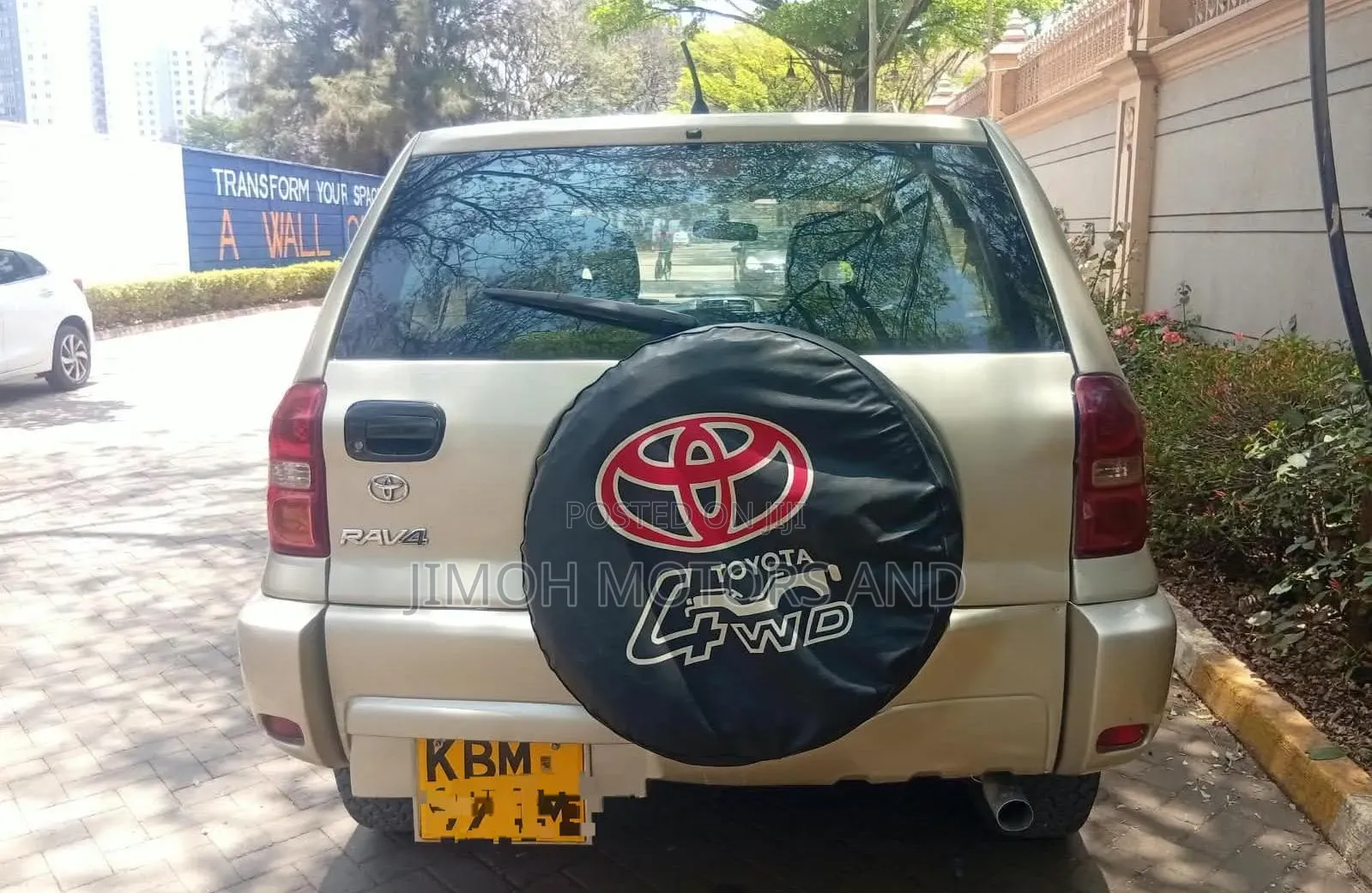 Toyota RAV4 2004 Gold