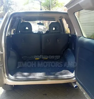 Toyota RAV4 2004 Gold