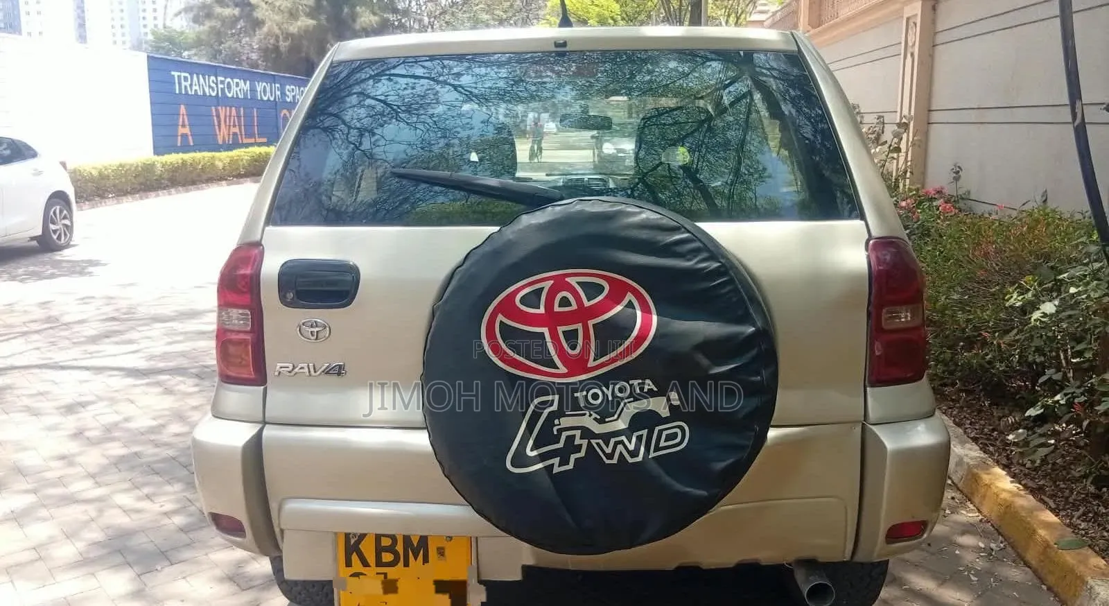 Toyota RAV4 2004 Gold