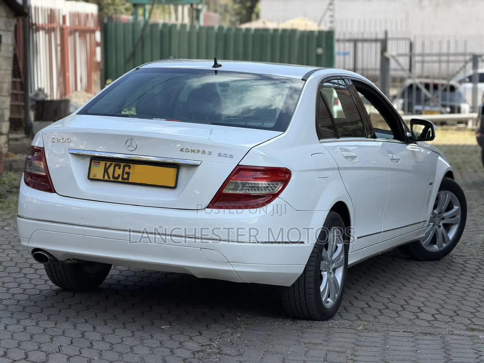 Mercedes-Benz C200 2008 White