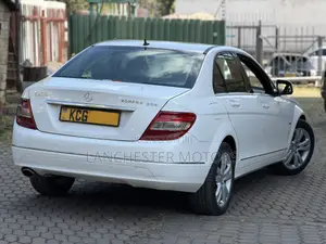Mercedes-Benz C200 2008 White