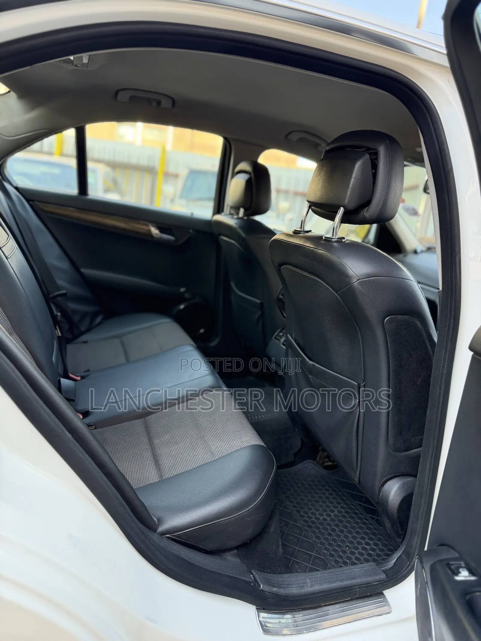Mercedes-Benz C200 2008 White