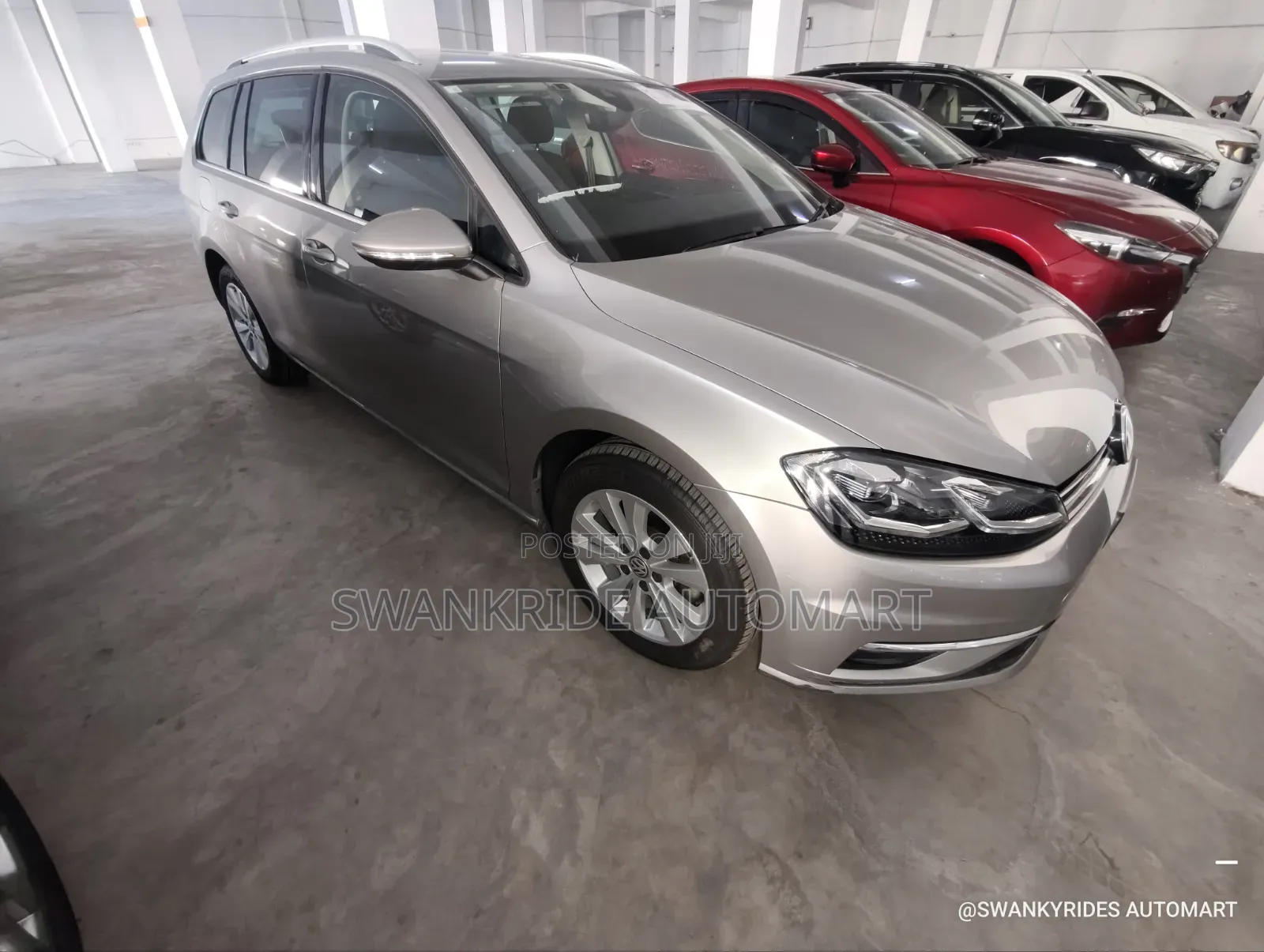 Volkswagen Golf Variant 2019 Silver
