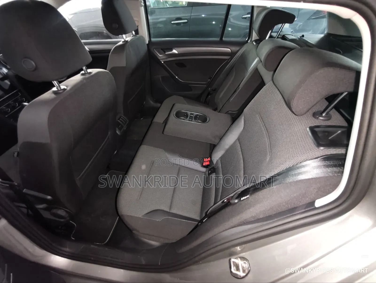 Volkswagen Golf Variant 2019 Silver