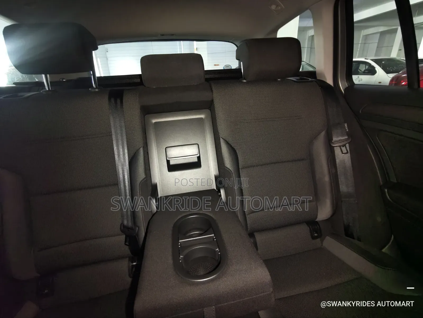 Volkswagen Golf Variant 2019 Silver