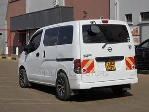 Nissan NV200 2015 White