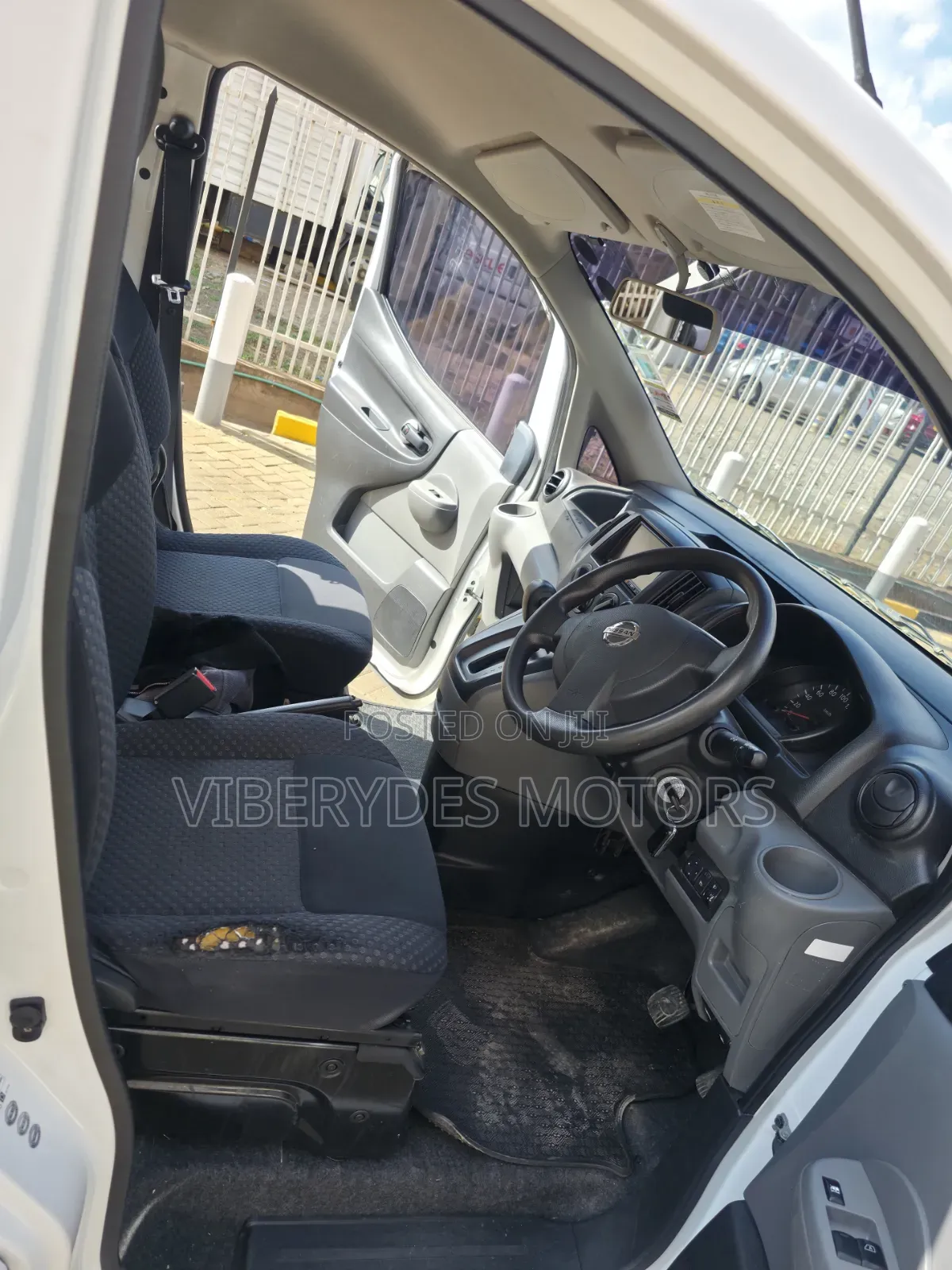 Nissan NV200 2015 White