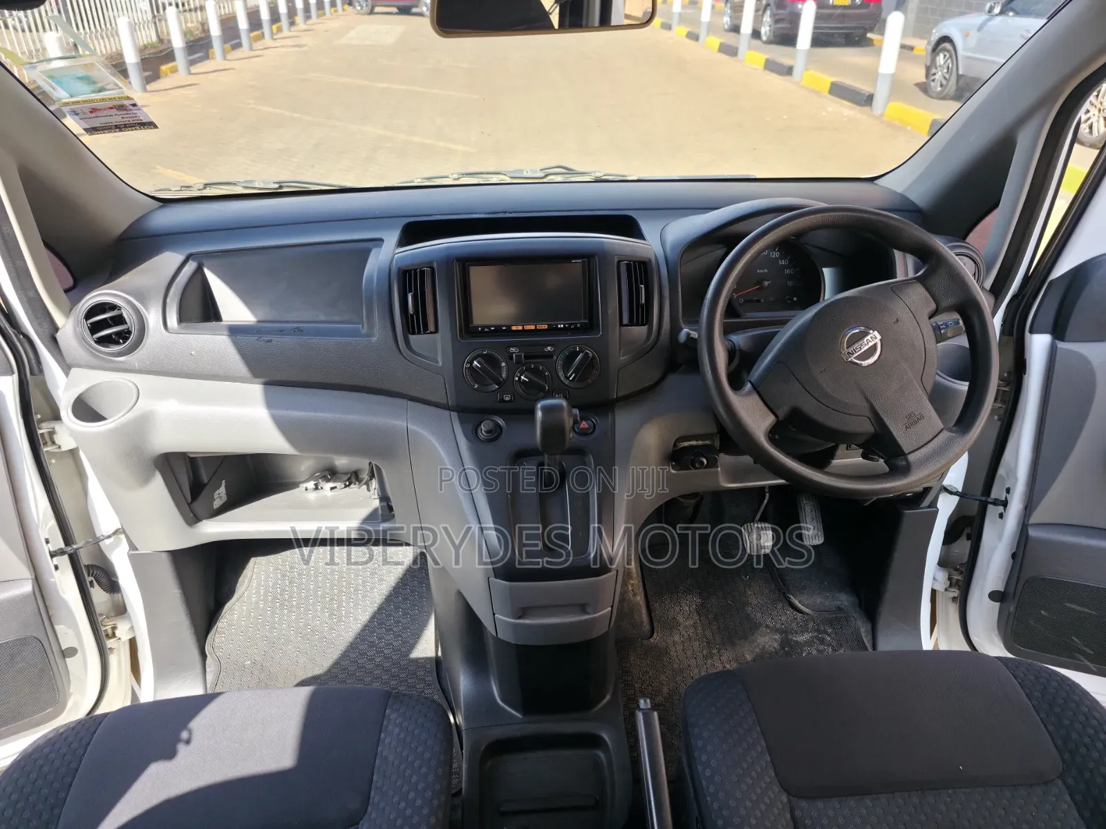 Nissan NV200 2015 White