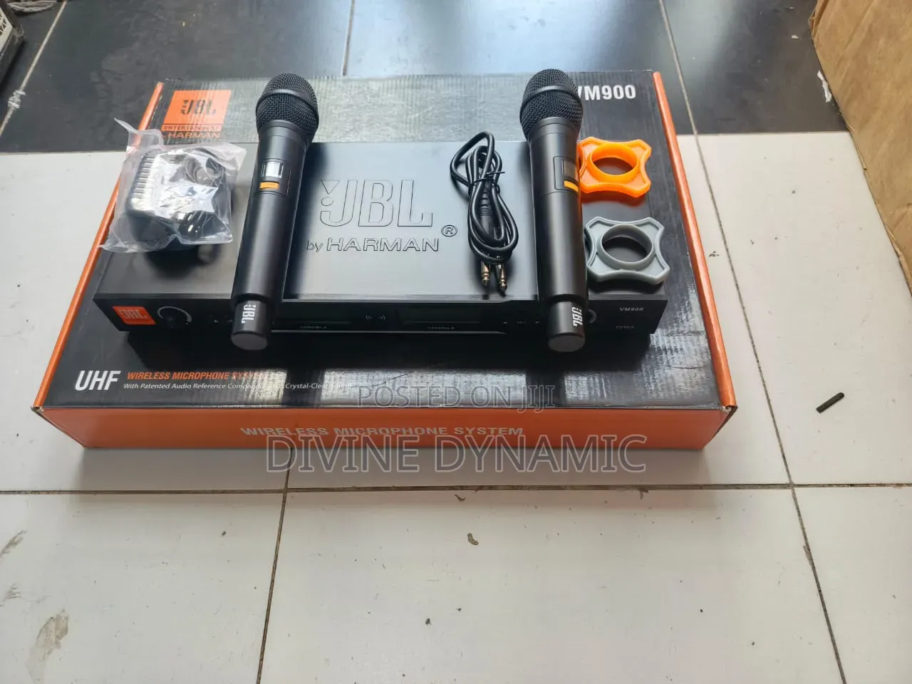 JBL VM900 Wireless Microphone