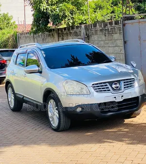 Nissan Dualis 2012 Silver
