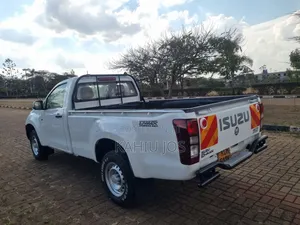 Isuzu D-MAX 2016 Off white