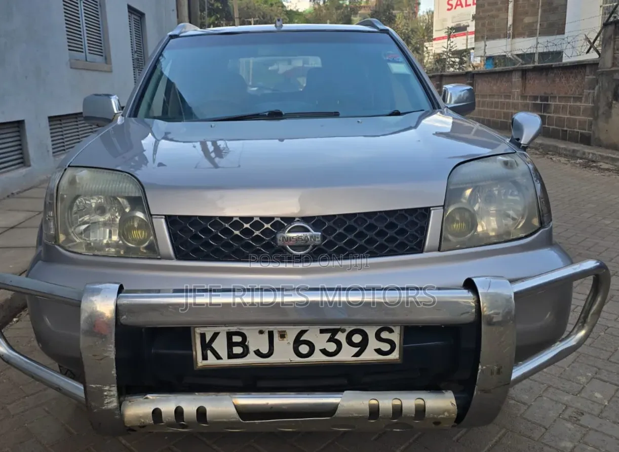 Nissan X-Trail 2002 Silver