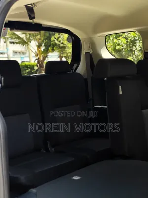 Toyota Sienta 2019 Brown