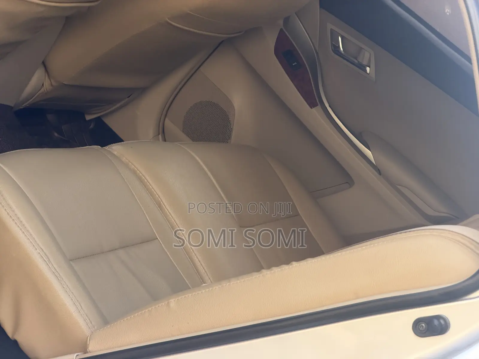 Toyota Premio 2015 Silver