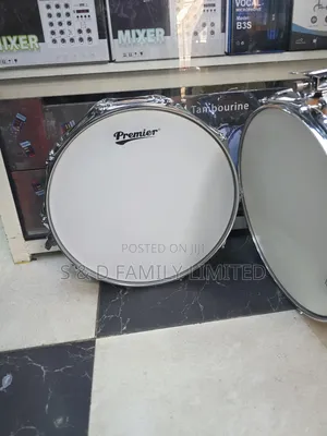 Premier 10- Lug Wooden Snare Drum