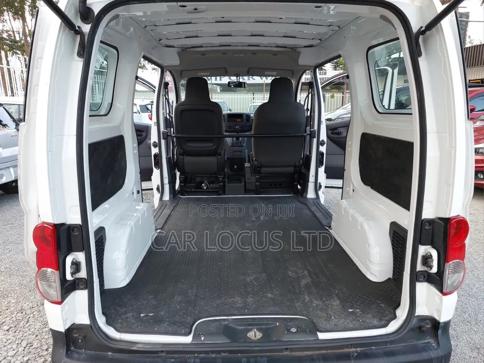 Nissan NV200 2019 White