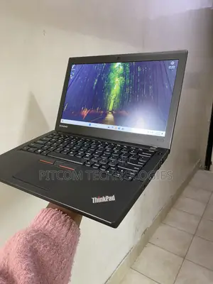 Laptop Lenovo ThinkPad X250 8GB Intel Core i5 HDD 500GB