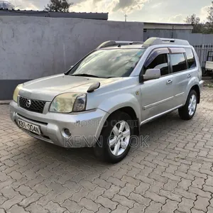 Nissan X-Trail 2.0 2006 Silver