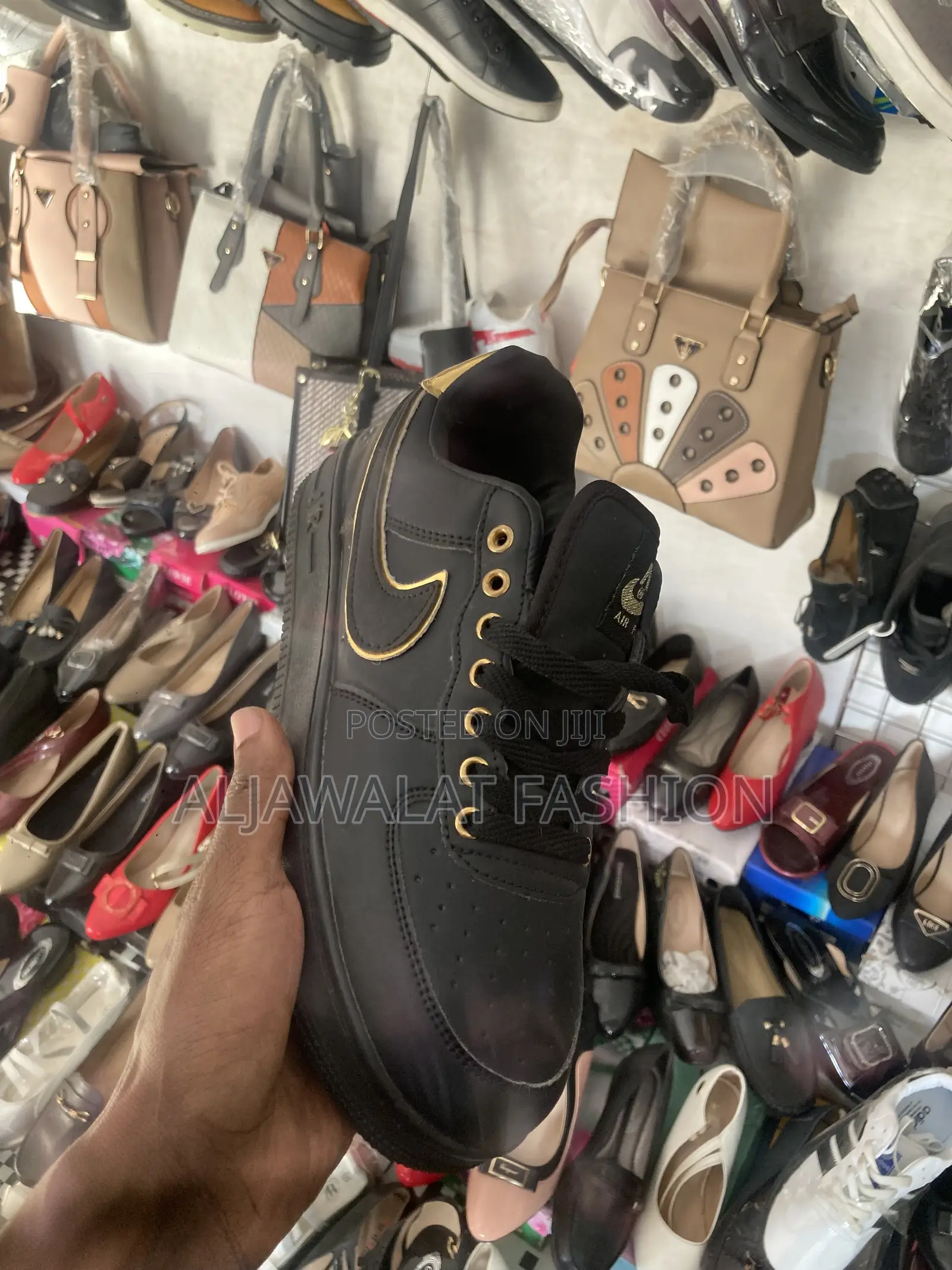 Airfoce Black Gold