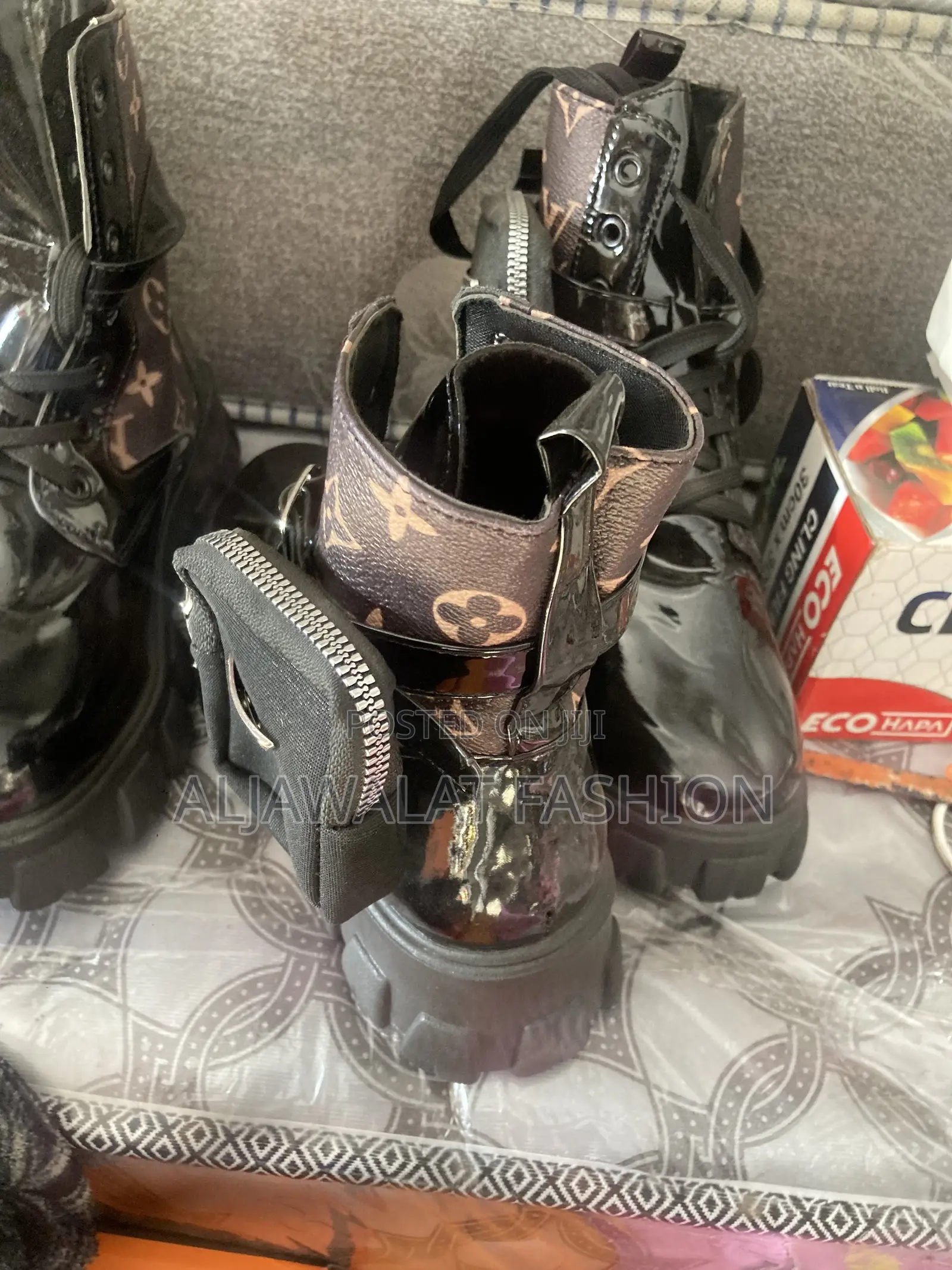 Ladies Boots Lace Up