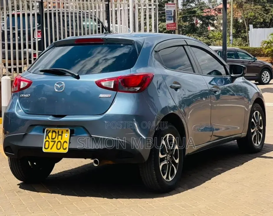 Mazda Demio 2015 Blue