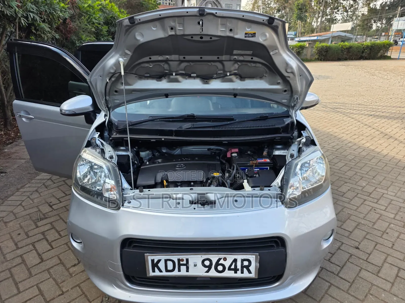 Toyota Porte 1.5 FWD 2015 Silver