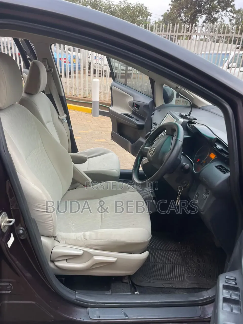 Toyota Wish 2011 Burgundy
