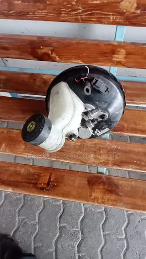 Daihatsu Mira Brake Booster