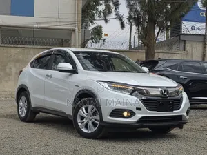 Honda Vezel 1.5 Hybrid 2WD 2019 White