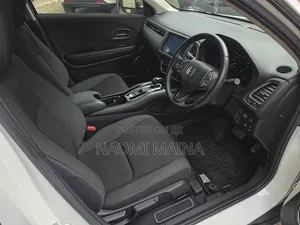 Honda Vezel 1.5 Hybrid 2WD 2019 White