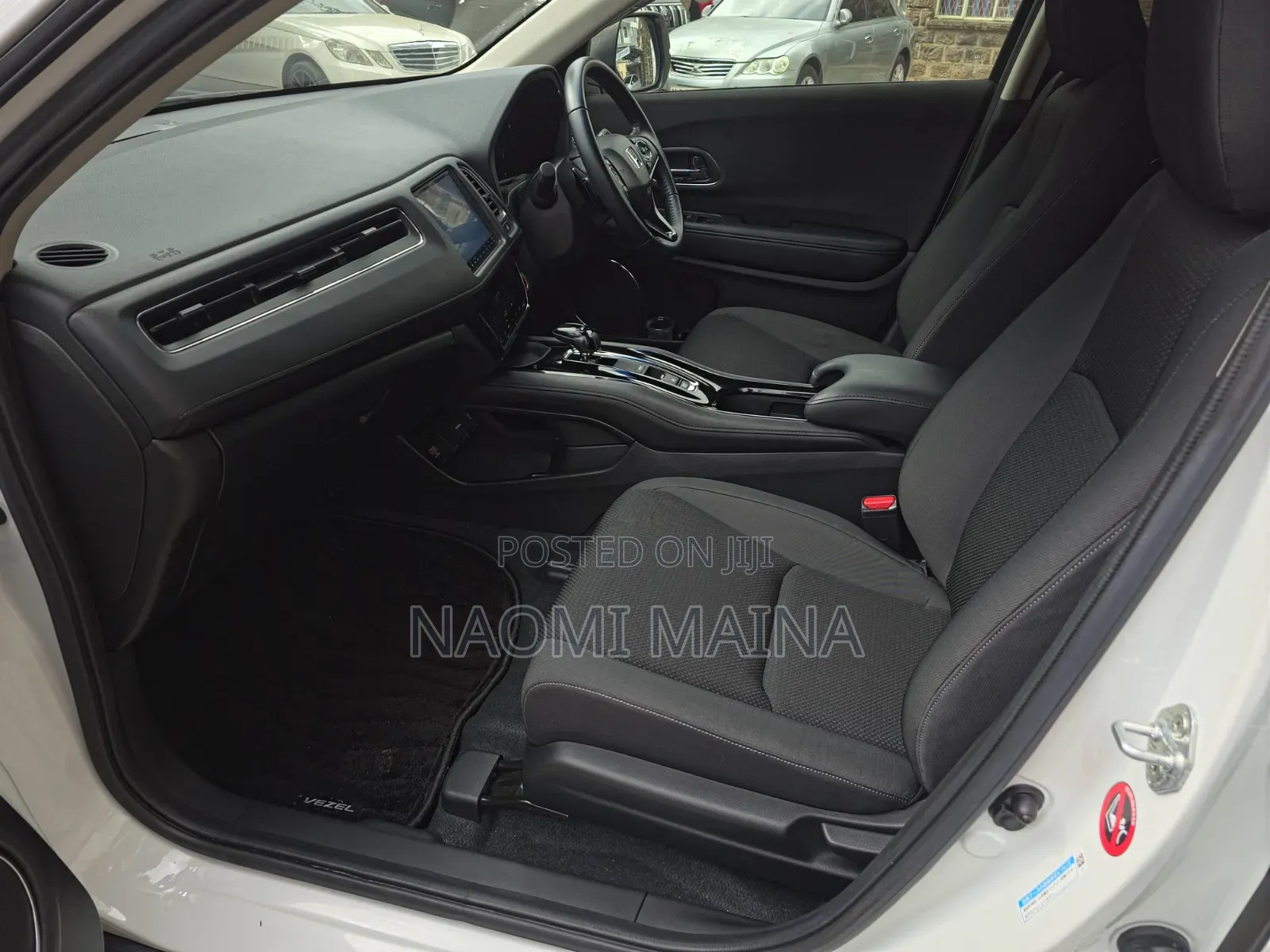 Honda Vezel 1.5 Hybrid 2WD 2019 White