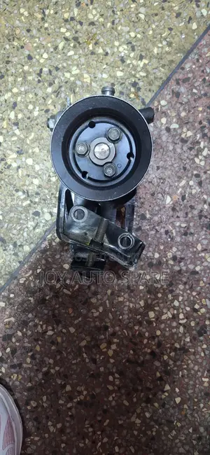 Isuzu Dmax 4jk1 Engine Old Model Steering Pump