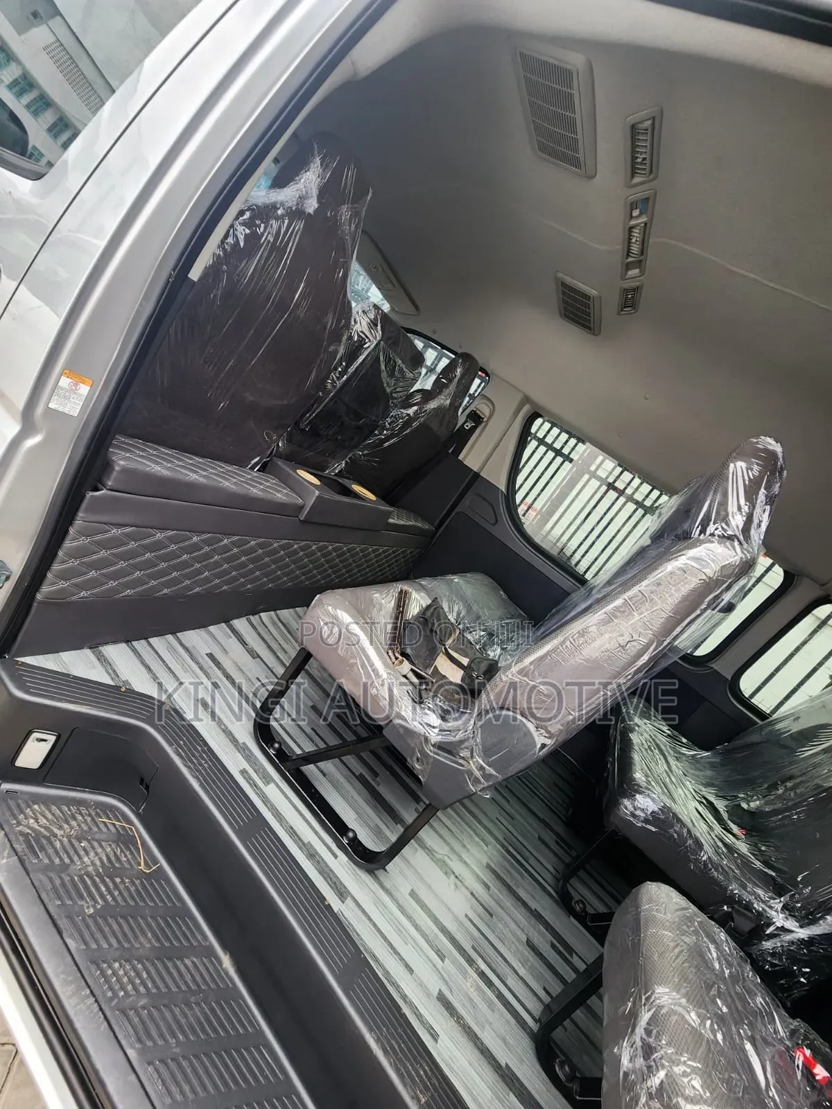 Toyota HiAce 2020 Silver