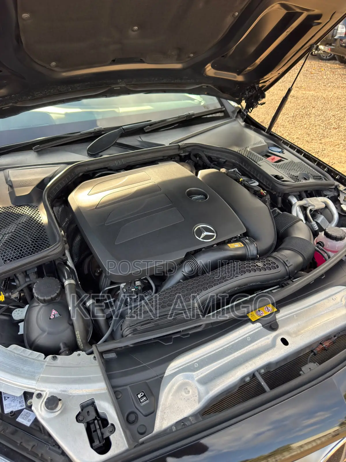 Mercedes-Benz C200 2020 Black