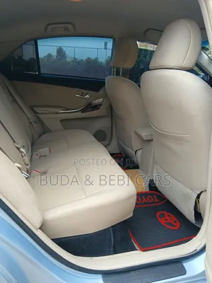 Toyota Premio 2014 Silver