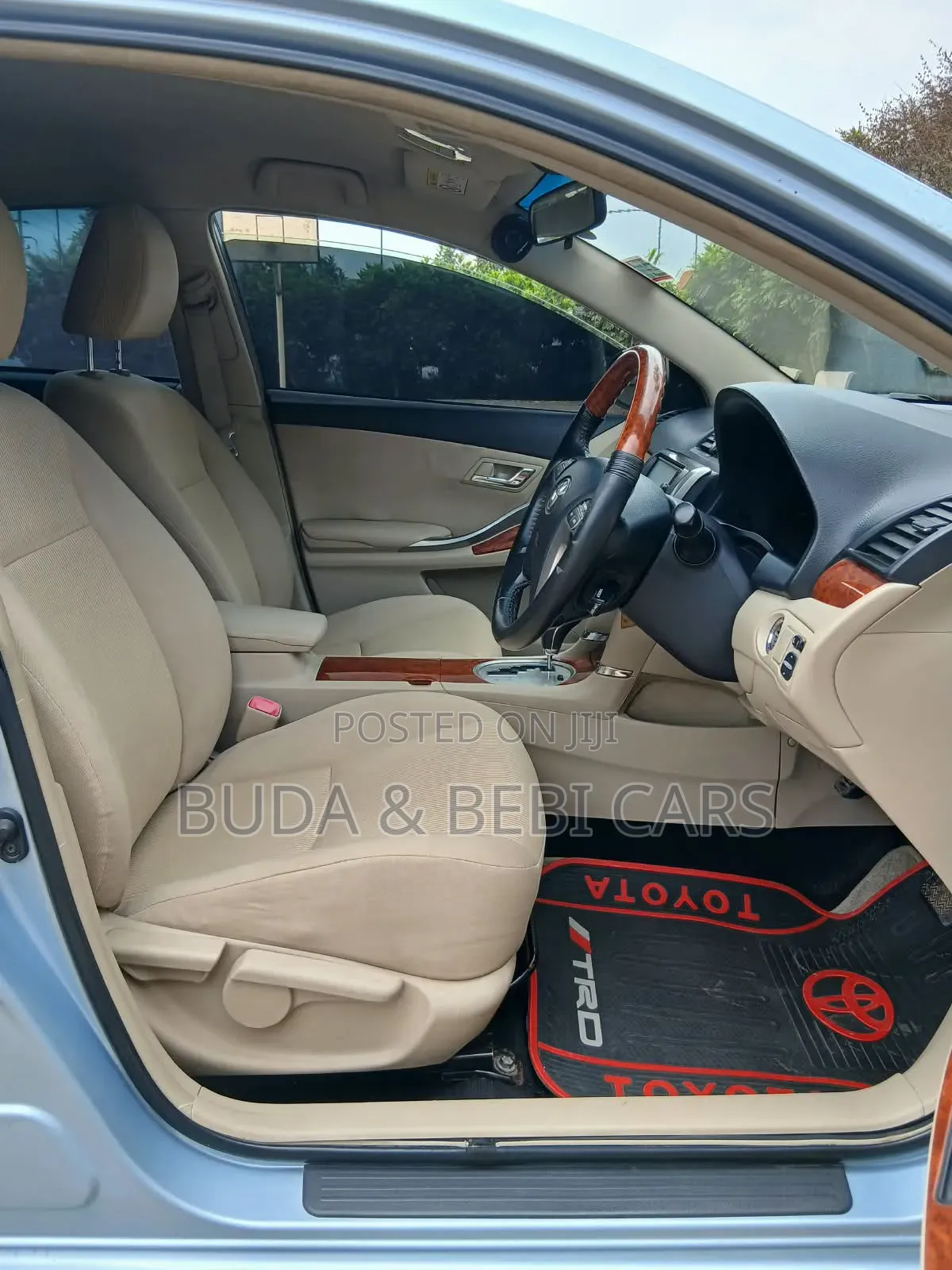 Toyota Premio 2014 Silver