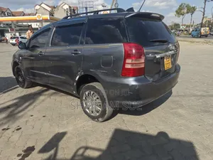 Toyota Wish 2005 Gray
