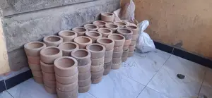 Clay Feeding Pots for Sale