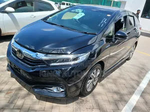Honda Fit Shuttle 2020 Black