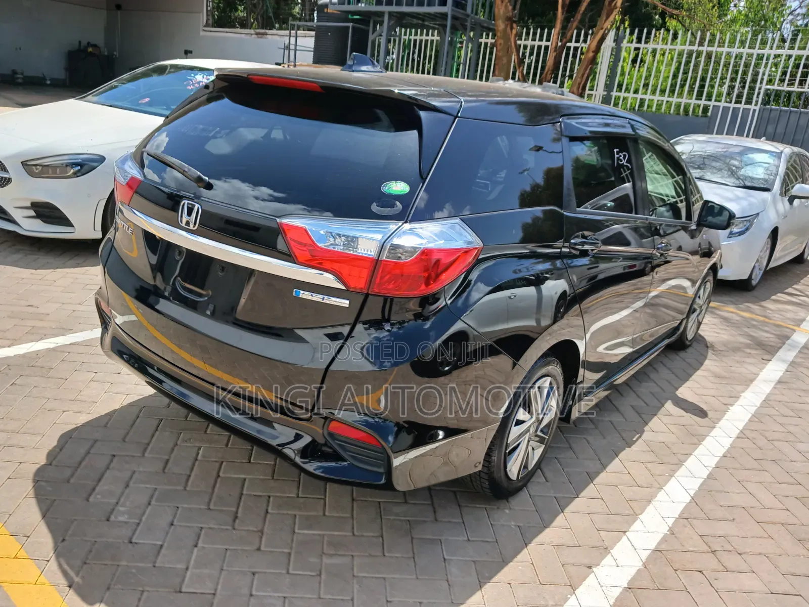 Honda Fit Shuttle 2020 Black