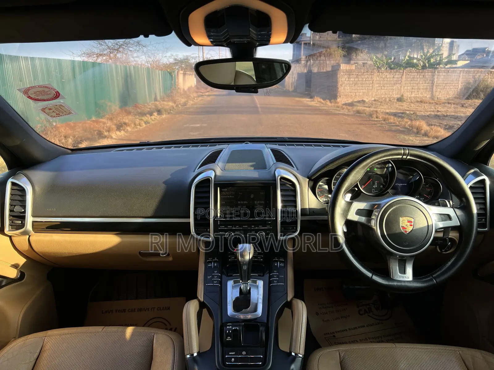 Porsche Cayenne 4dr SUV AWD (3.6L 6cyl 6M) 2014 Gray