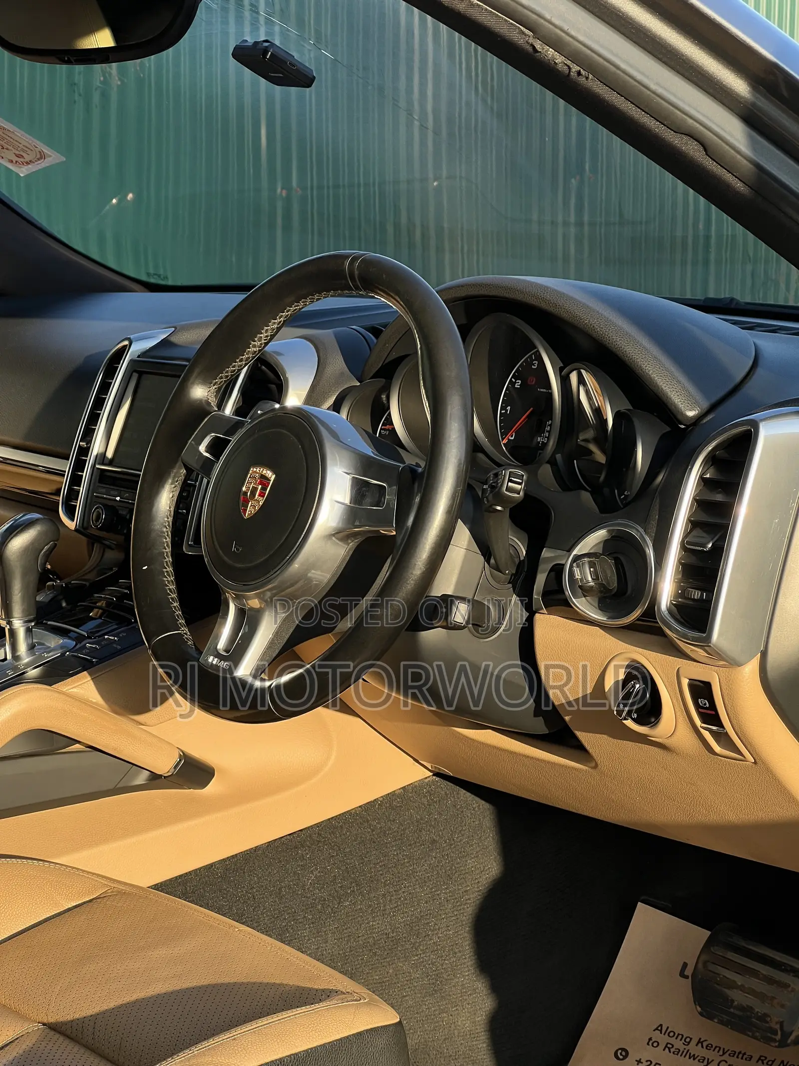 Porsche Cayenne 4dr SUV AWD (3.6L 6cyl 6M) 2014 Gray