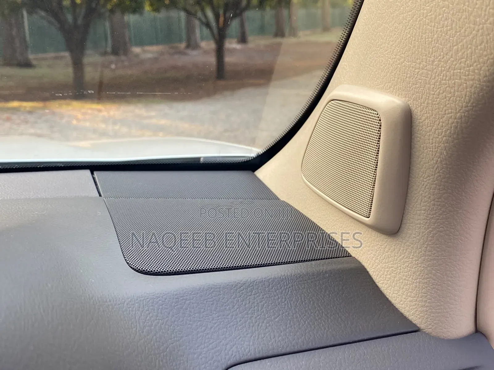 Toyota Land Cruiser Prado 2.8 2022 White