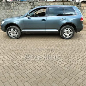 Volkswagen Touareg 3.0 V6 TDi Automatic 2006 Gray