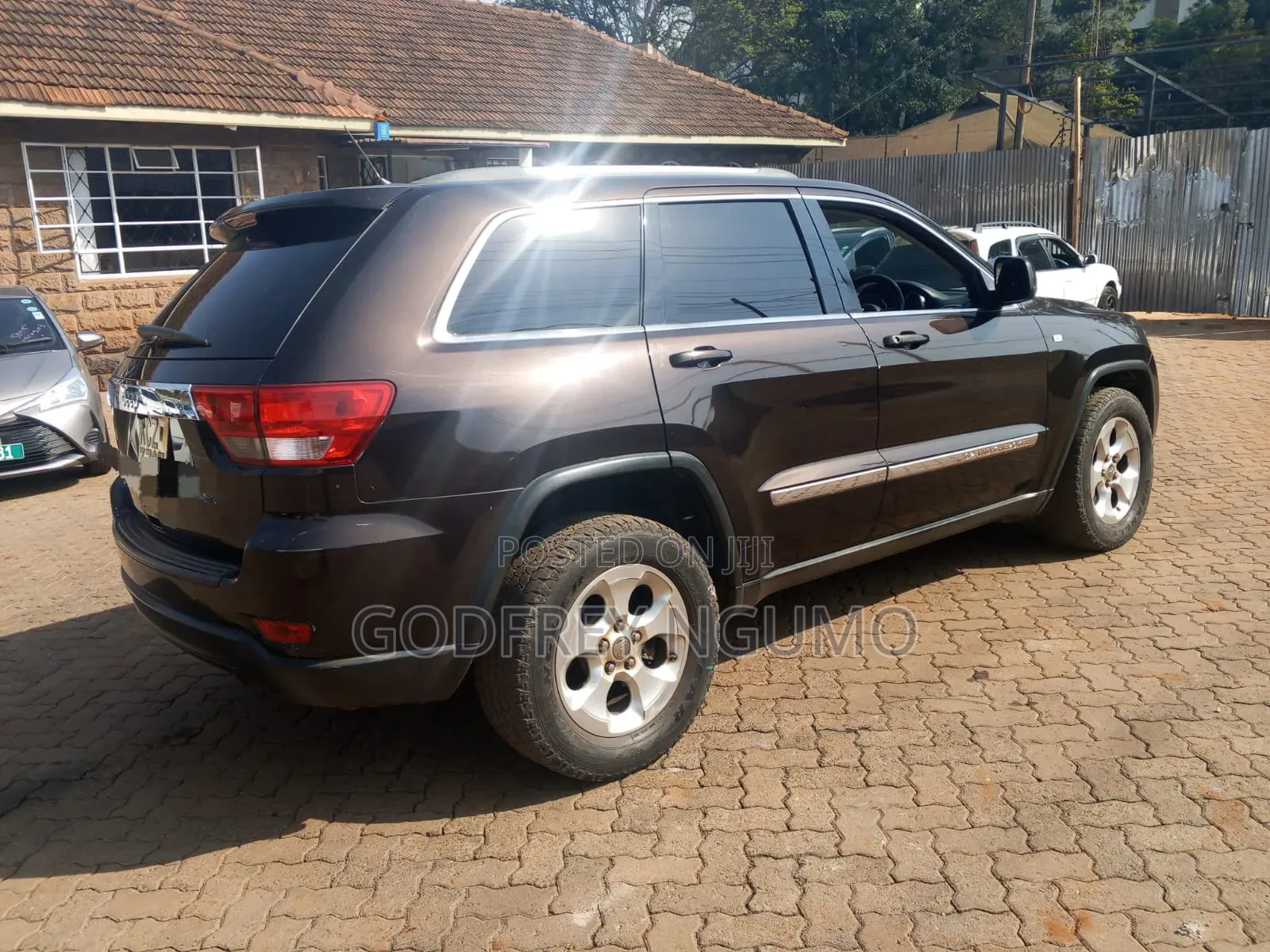 Jeep Cherokee 2013 Brown